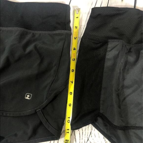 The north face & eastern mountain sports bundle of ladies black short size small - Picture 11 of 12